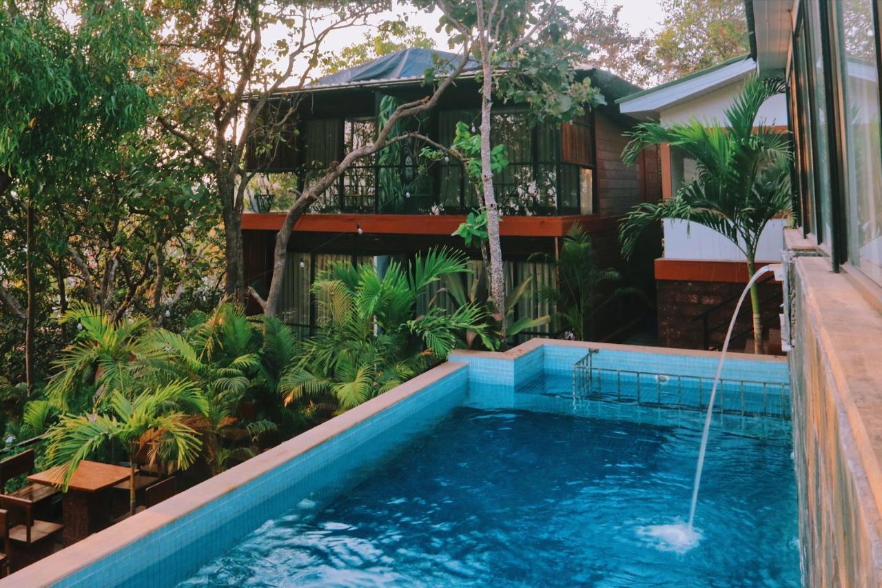 Amazonika Boutique Resort Arpora Buitenkant foto