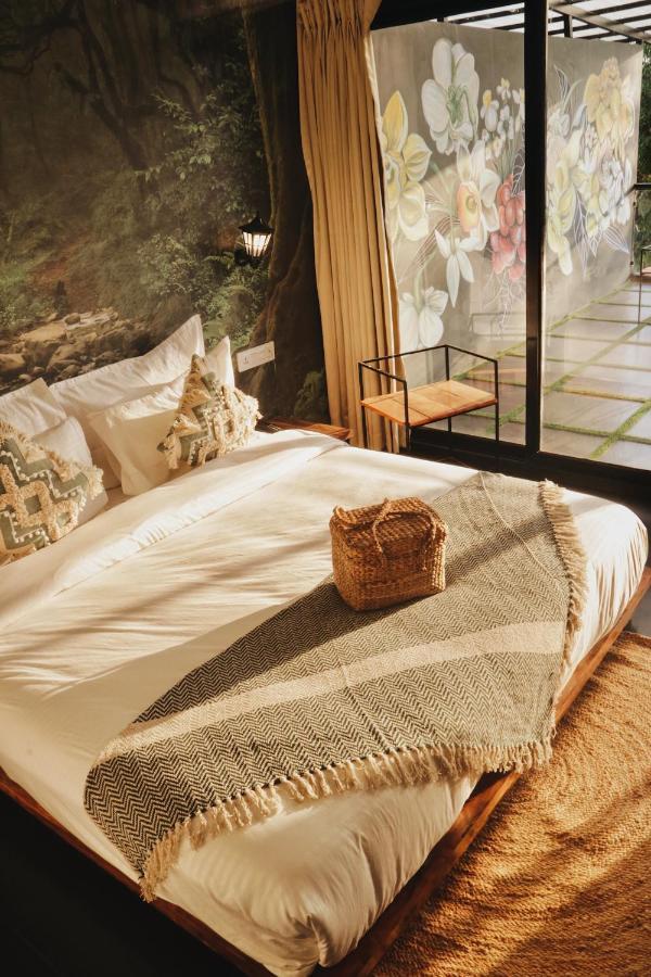 Amazonika Boutique Resort Arpora Buitenkant foto