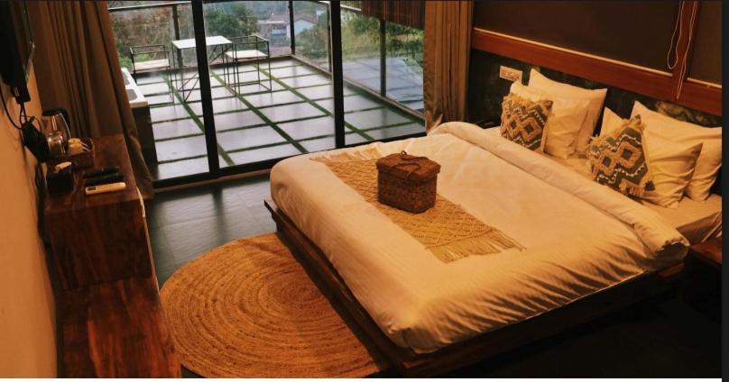 Amazonika Boutique Resort Arpora Buitenkant foto